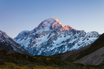 Aoraki Mount Cook during the dawn in the Hooker Valley, Canterbury, New Zealand