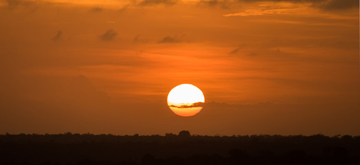 Fototapeta na wymiar tramonto Kenya