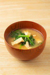 ほうれん草の味噌汁