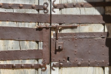 Detalle de la puerta de la Iglesia de Sta. María del Castillo (Calatañazor)