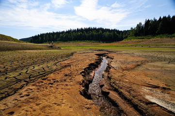 Europa, Deutschland, Sachsen, Osterzgebirge, Landkreis Sächsische Schweiz, Talsperre Lehnmühle, abgelassenes Becken