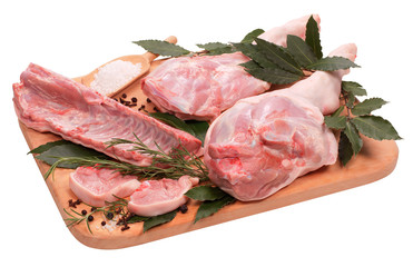 Carne di maiale su tagliere di legno