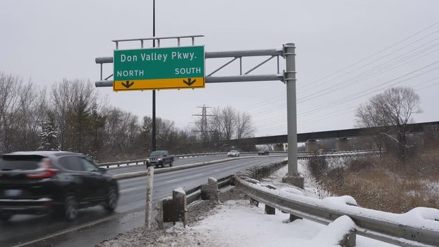 Signs for the Don Valley parkway. Winter in Toronto, Canada