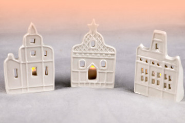 Drei Häuschen zur Weihnachstzeit