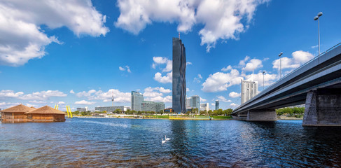 Fototapeta premium Donaucity, Wien, Österreich