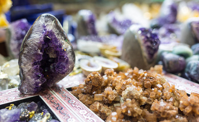 Placer gems at the Istanbul bazaar