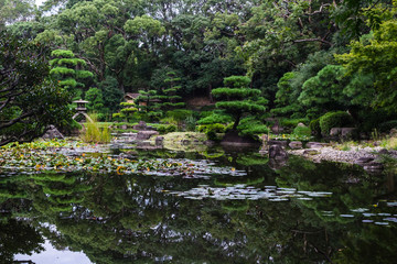 Fototapeta na wymiar Keitakuen Garden, Osaka, Japan.