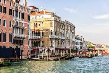 Fototapeta na wymiar Grand Canal view near the Church of San Moise in Venice