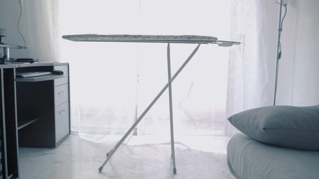 table &agrave; repasser