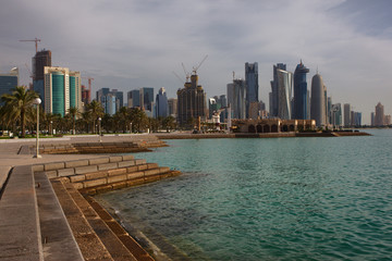 Fototapeta premium Doha new city skyline from corniche road
