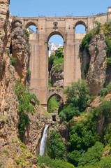 Fototapeta na wymiar El Puente Nuevo, Ronda, Andalusien, Spanien