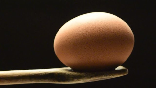 Uovo sodo 難卵 Ovo cozido h&aring;rdkokt &auml;gg ft81050152 boiled video egg البيض المسلوق oeuf dur hart gekochtes Ei haart gekachten Ee 