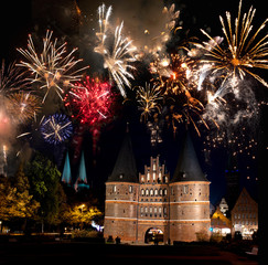 Feuerwerk Lübeck Holstentor