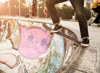 Low section of man standing on skateboard © Cavan for Adobe