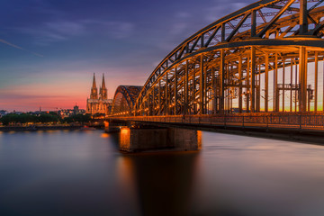Colonge Cathedral K&ouml;ln Bridge