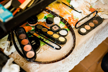 Accessories for makeup