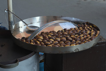 roasted chestnuts cooking
