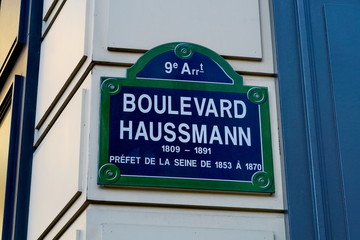 Boulevard Haussmann; Paris; Plaque de nom de rue