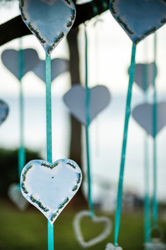 bigliettini appesi a forma di cuore