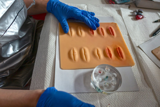 labios de goma para realizar pr&aacute;cticas de micropigmentaci&oacute;n o realizar pr&aacute;cticas de maquillaje permanente de labios o bocas falsas ,bocas de goma