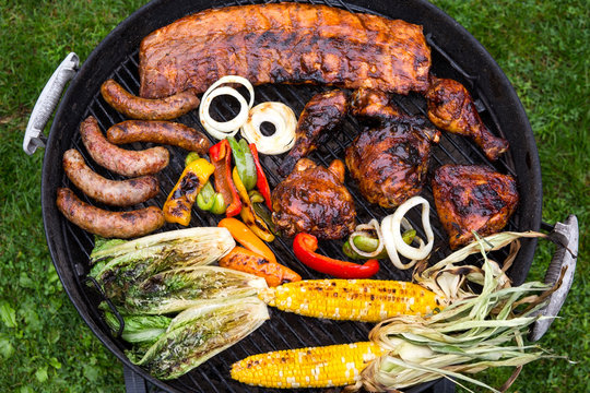 Overhead view of barbecue mixed grill