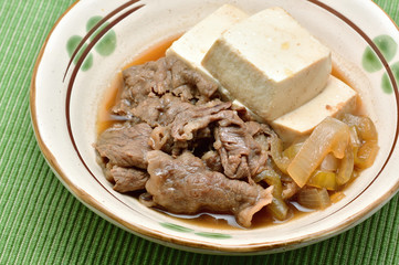肉豆腐