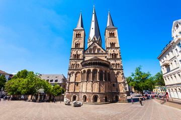 Bonn Minster cathedral in Bonn, Germany - obrazy, fototapety, plakaty