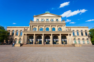 Fototapeta na wymiar Staatsoper opera and theater, Hanover