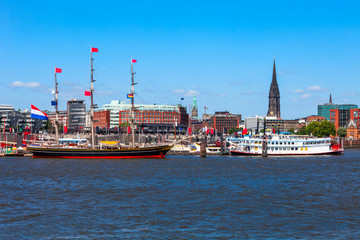 Naklejka premium Hamburg city centre view, Germany