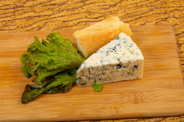 Blue cheese  with salad leaves