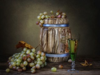 Autumn still life with grapes