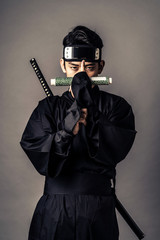 忍者・サムライ © metamorworks