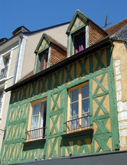 Ville de Vendôme, architecture, église, bâtiment classé, colombages, département du Loir-et-Cher, France