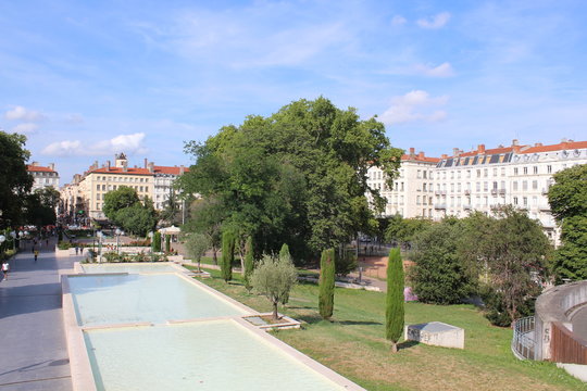 LYON - PLACE CARNOT