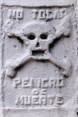 OLD SIGN DO NOT TOUCH DANGER OF DEATH