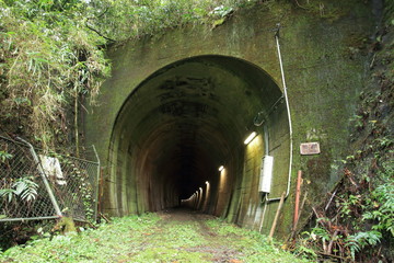 旧国鉄宮原線　廃線　トンネル　熊本県　日本