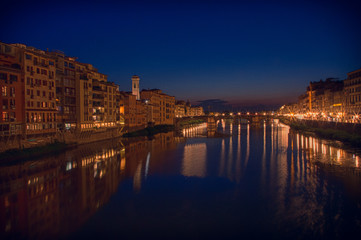 Fototapeta na wymiar River Arno from Ponte Vecchio