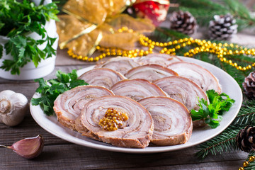 Baked roll from a turkey thigh with a grain mustard
