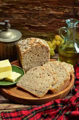 Sliced rye bread on a wooden board