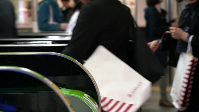 4K・自動改札