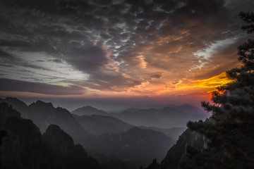 Stunning sunset in the Huangshan mountains of China