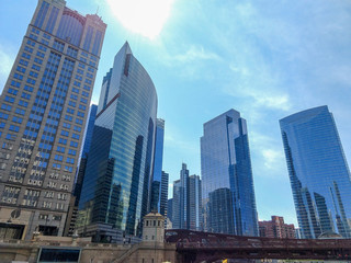 Fototapeta na wymiar Street view in Chicago