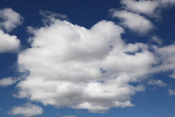 Naklejka na ściany i meble Cloud in bule sky for background and sky scape