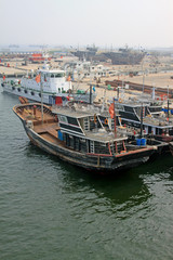 Fototapeta na wymiar ships in the shipyard wharf berthing