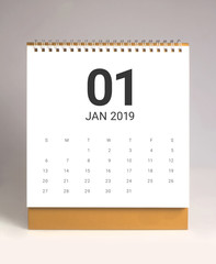 Simple desk calendar 2019 - January