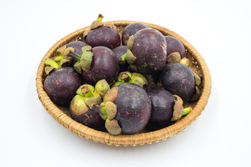 Obraz premium Mangosteen isolated on white background