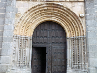 Fototapeta na wymiar Iglesia de San Juan Bautista en Ávila