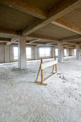 unfinished concrete cast-in-situ hall