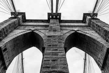 Fototapeta premium Brooklyn Bridge Support Towers
