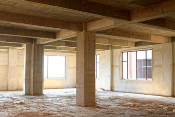 unfinished concrete cast-in-situ hall